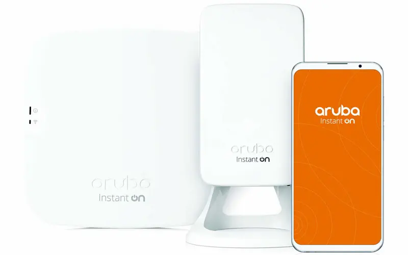 Image du point d’accès Wi-Fi HPE Instant On AP11 (modèle R2W96A), appareil compact double bande conçu pour les petites entreprises avec gestion cloud.